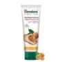 Himalaya Blackhead clearing walnut face scrub 100g