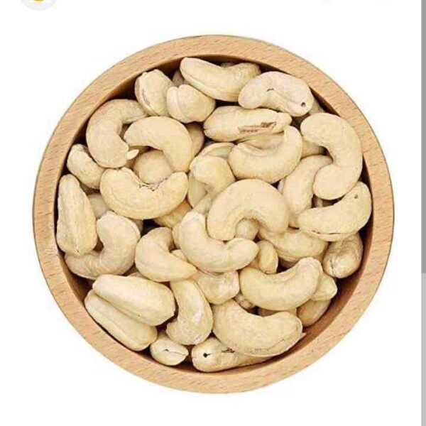 Faamle Whole Cashew Nuts 50g