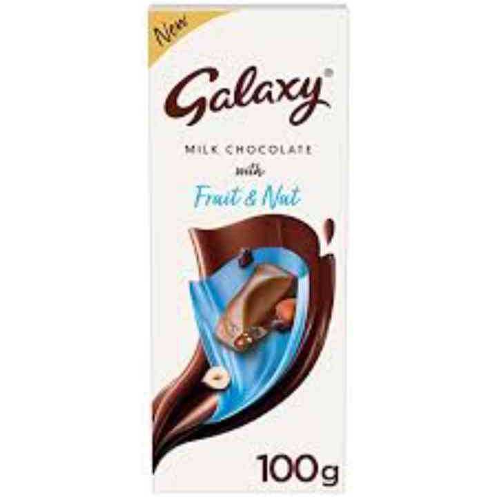 Galaxy milk chocolate with fruit gnut 100g