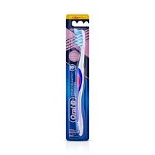 Oral B Crisscros Extra Soft Untra thin SensitiveTooth Brush 1 N